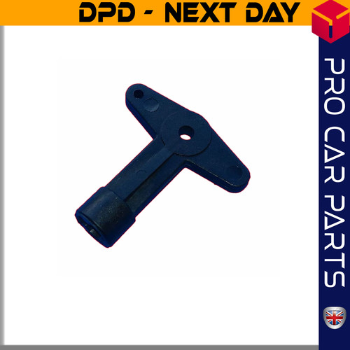 Alloy wheel centre - wheel, key