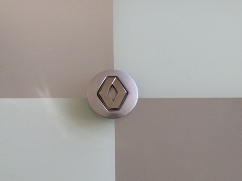 Excellent unmarked renault - excellent,