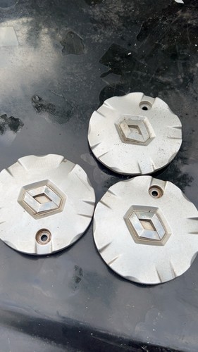 2009 renault clio centre caps - clio,